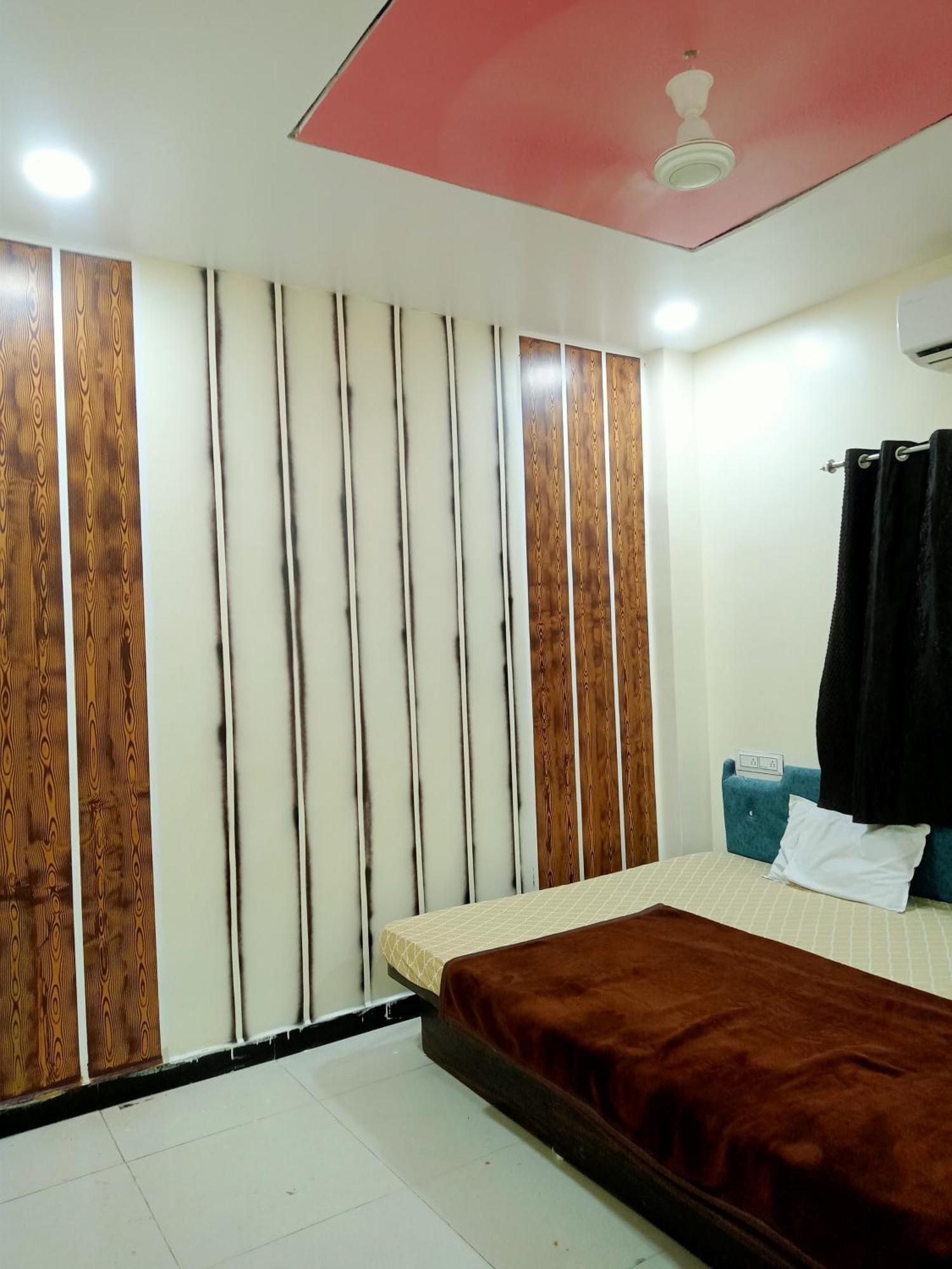 Hardik Palace Ujjain Zewnętrze zdjęcie