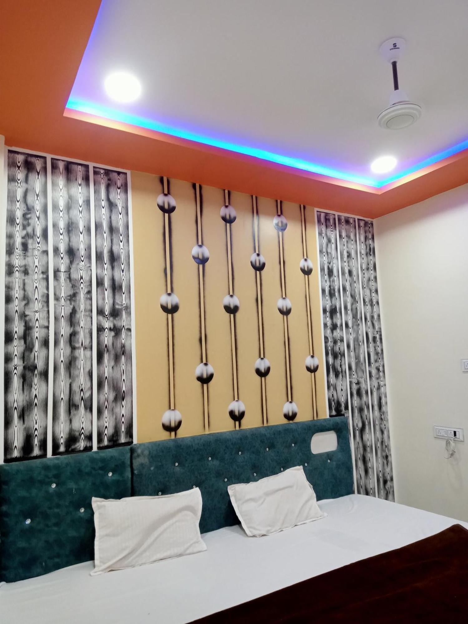 Hardik Palace Ujjain Zewnętrze zdjęcie